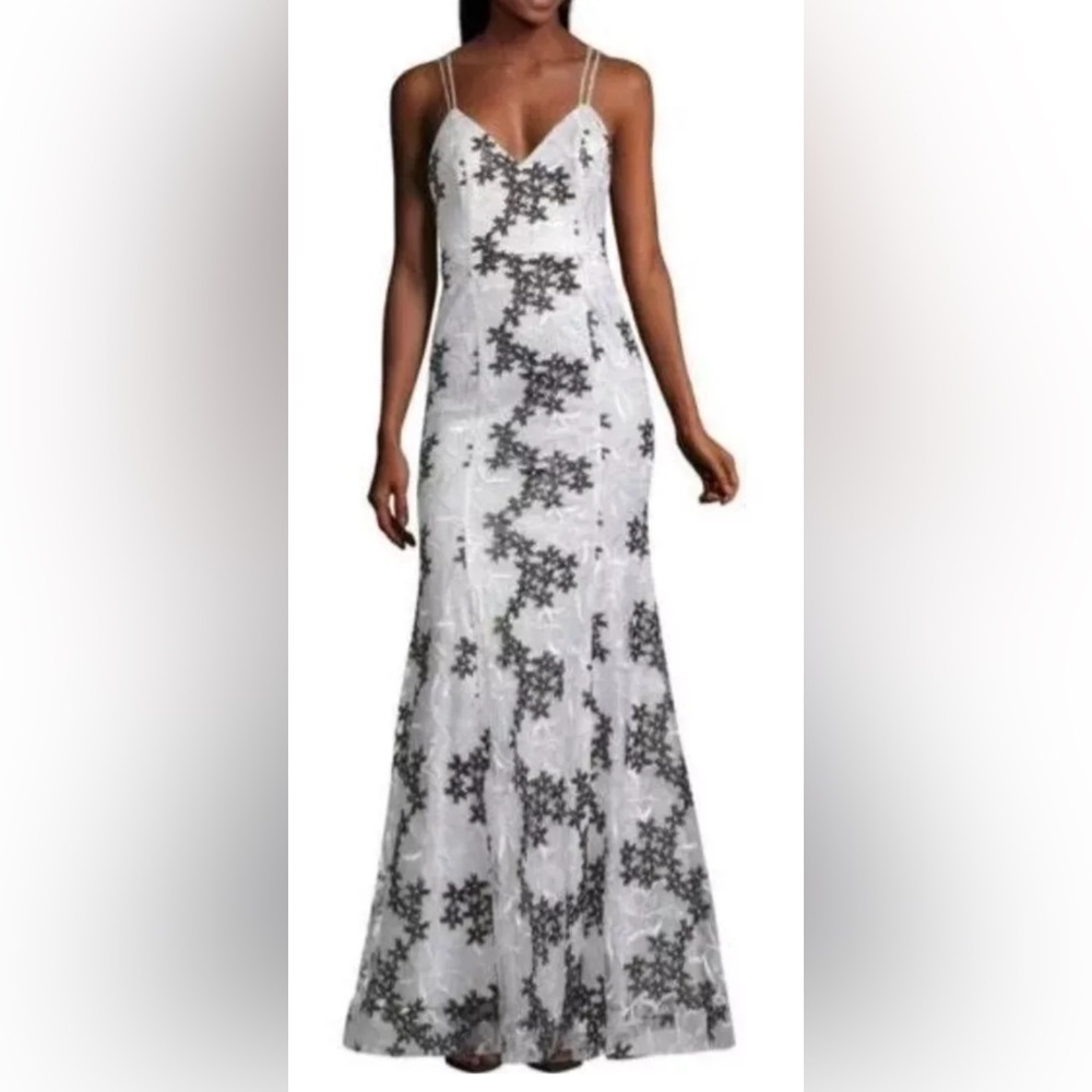 My Michelle Embroidered Floral Maxi Dress Black White Size 3 NWT $200 MSRP